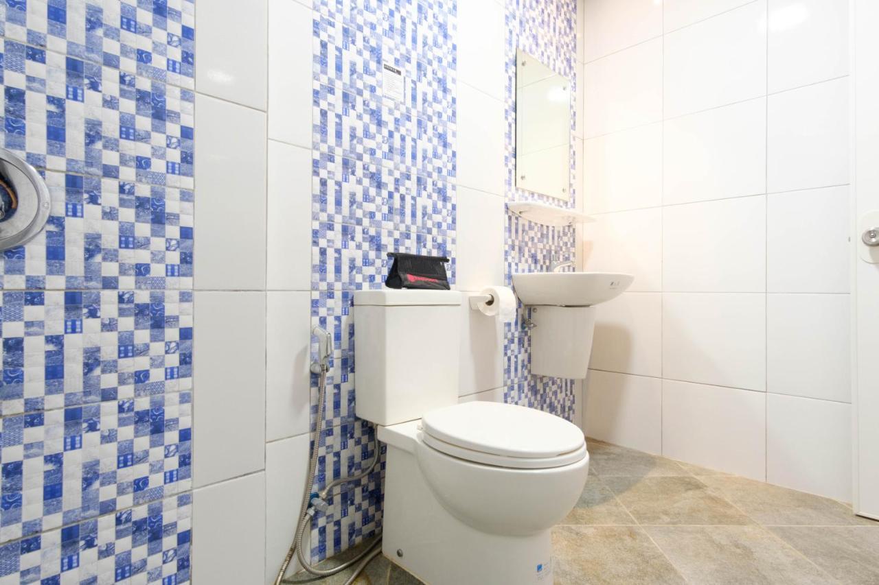 Reddoorz Plus @ West Nautical Road Puerto Galera Exterior photo
